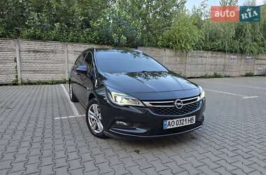 Универсал Opel Astra 2016 в Ужгороде