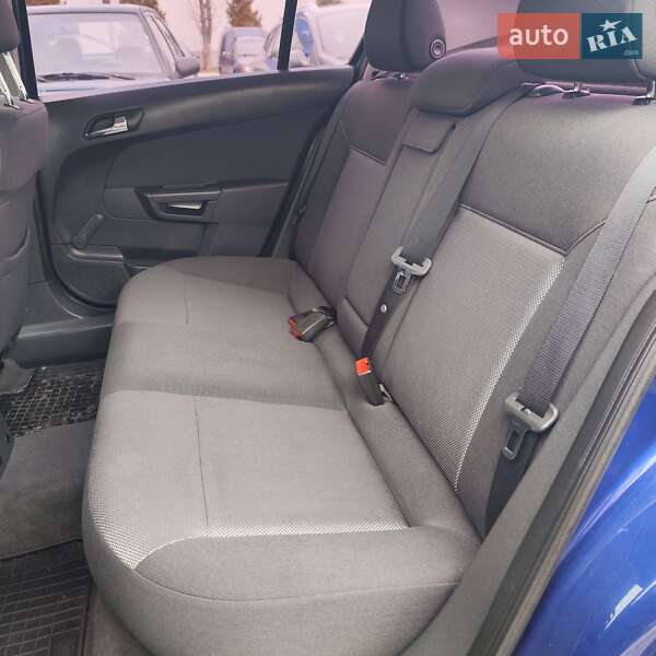 Седан Opel Astra 2009 в Белой Церкви фото 32 Седан Opel Astra 2009 в Белой Церкви