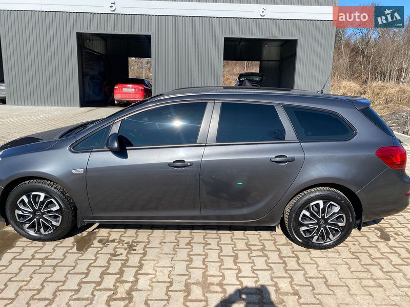 Opel Astra 2010 Opel Astra 2010