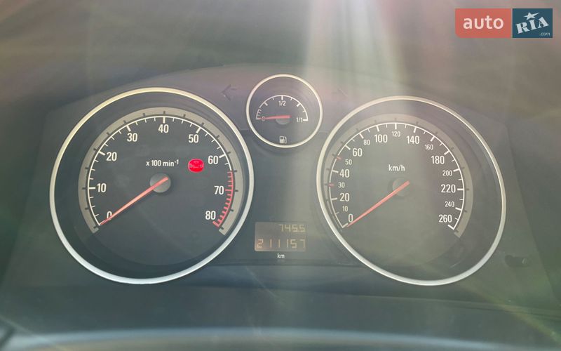 Хэтчбек Opel Astra 2006 в Стрые