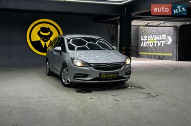 Универсал Opel Astra 2016 в Черновцах