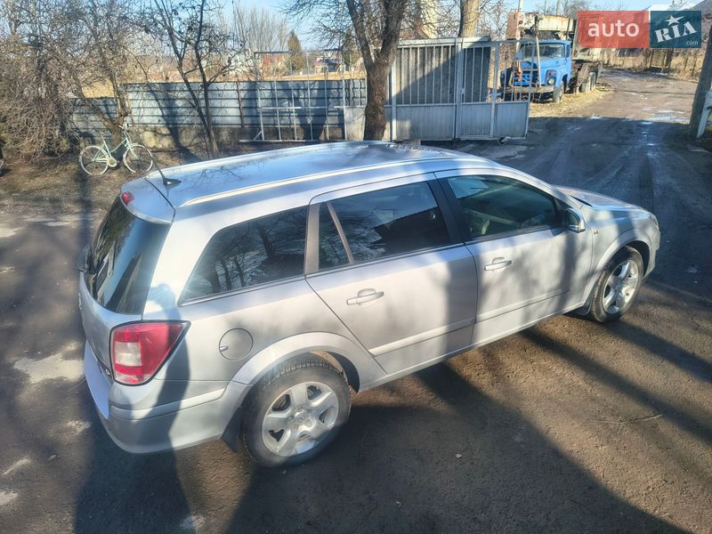 Универсал Opel Astra 2007 в Львове