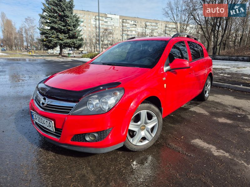 Хетчбек Opel Astra 2012 в Черкасах