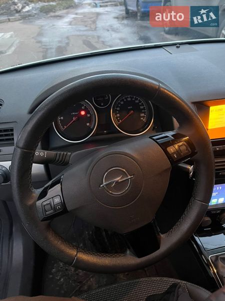 Универсал Opel Astra 2009 в Киеве