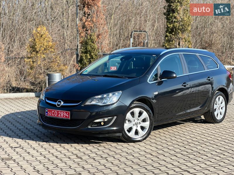 Универсал Opel Astra 2014 в Ивано-Франковске