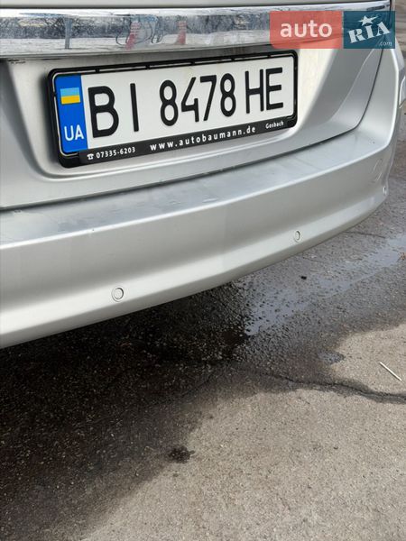 Универсал Opel Astra 2010 в Полтаве