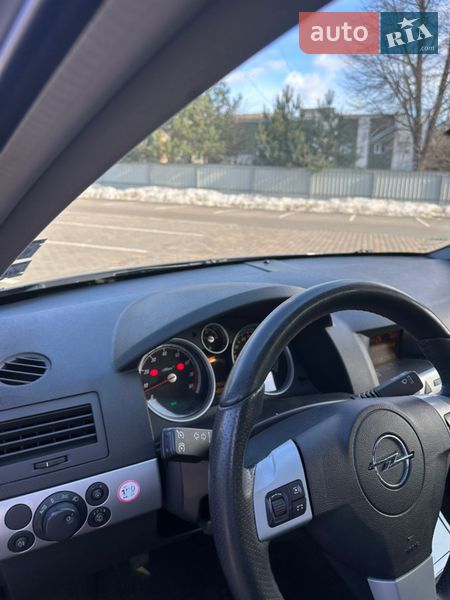 Універсал Opel Astra 2007 в Луцьку