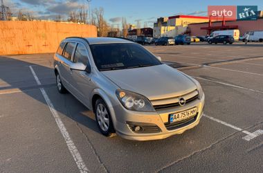Универсал Opel Astra 2005 в Киеве