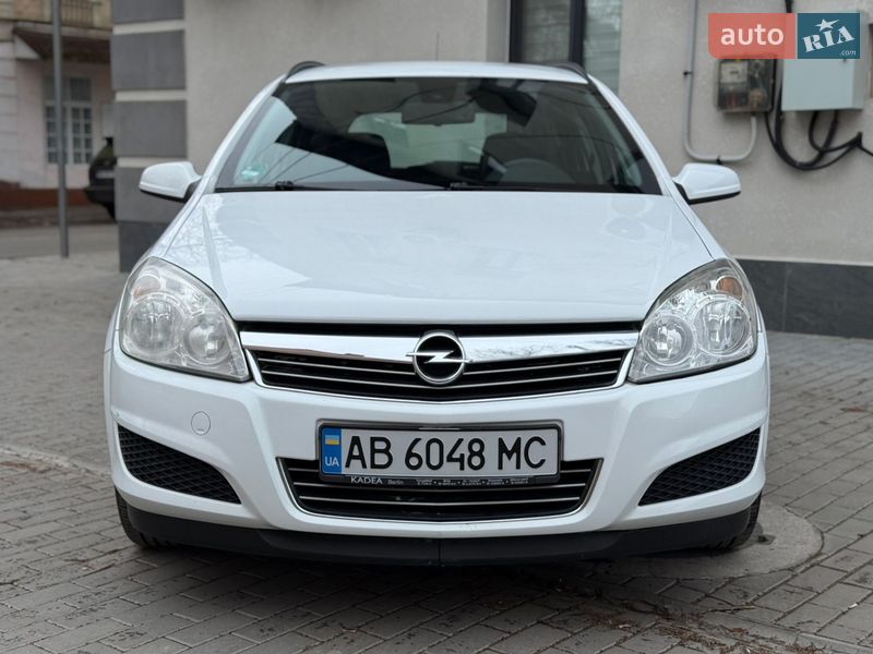 Универсал Opel Astra 2007 в Могилев-Подольске