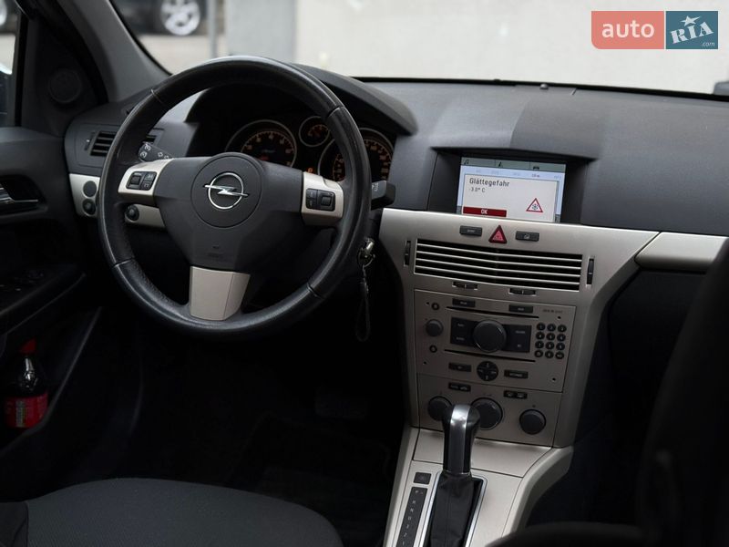 Универсал Opel Astra 2007 в Могилев-Подольске