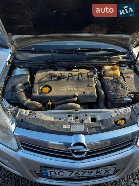 Универсал Opel Astra 2008 в Дублянах