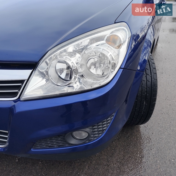 Седан Opel Astra 2009 в Белой Церкви