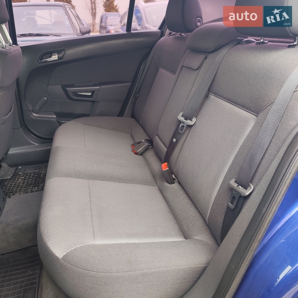 Седан Opel Astra 2009 в Белой Церкви