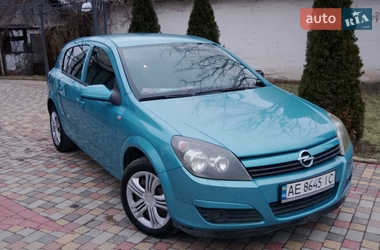 Хэтчбек Opel Astra 2005 в Днепре