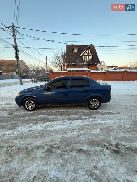 Седан Opel Astra 2003 в Киеве