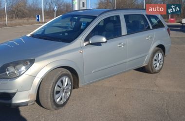 Універсал Opel Astra 2006 в Новому Бузі