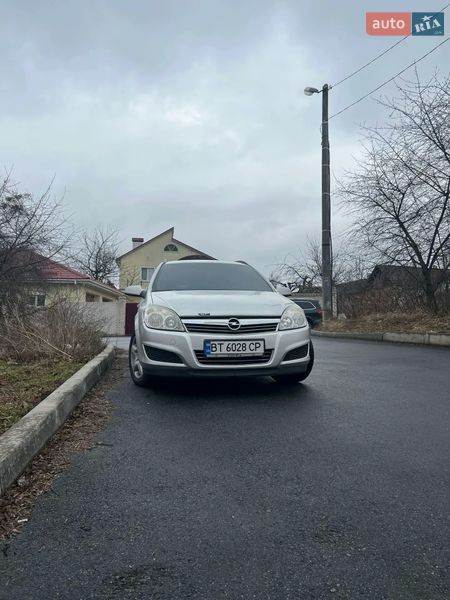 Універсал Opel Astra 2008 в Вінниці