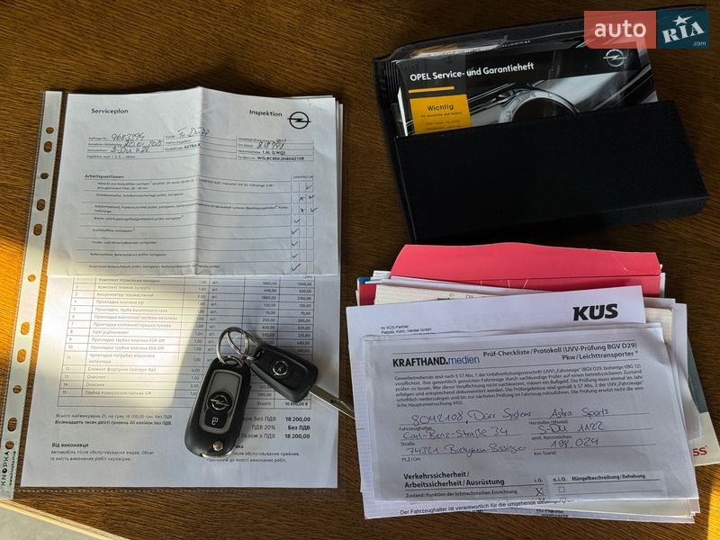 Універсал Opel Astra 2017 в Луцьку