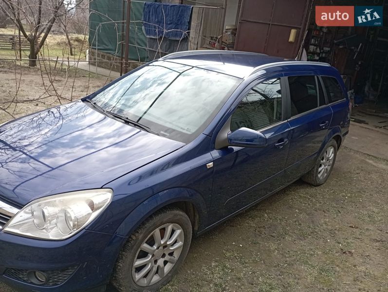 Универсал Opel Astra 2008 в Херсоне