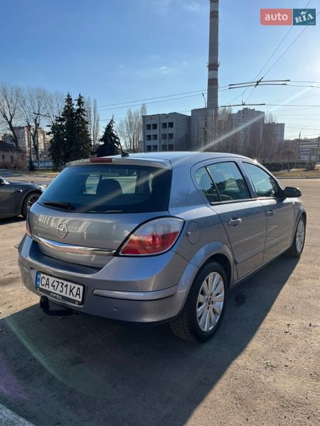 Хэтчбек Opel Astra 2005 в Черкассах