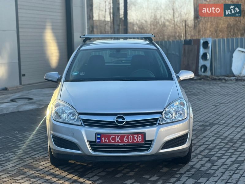 Универсал Opel Astra 2008 в Виннице