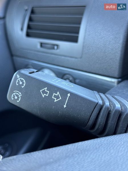 Универсал Opel Astra 2004 в Нетешине