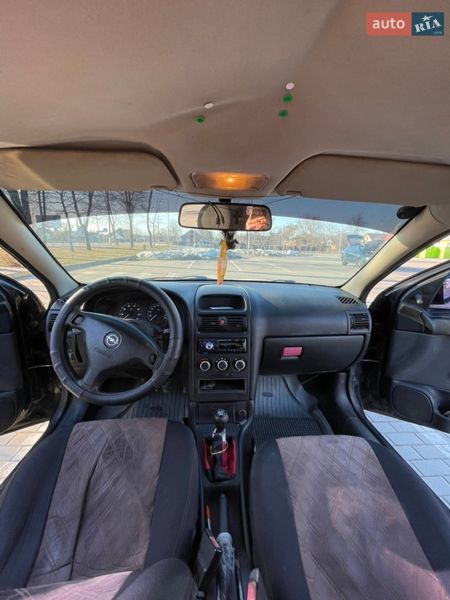 Седан Opel Astra 2006 в Коломые