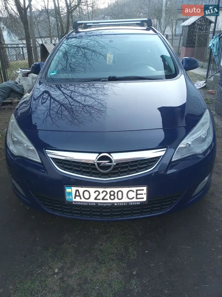 2011 Opel Astra - мініатюра 8