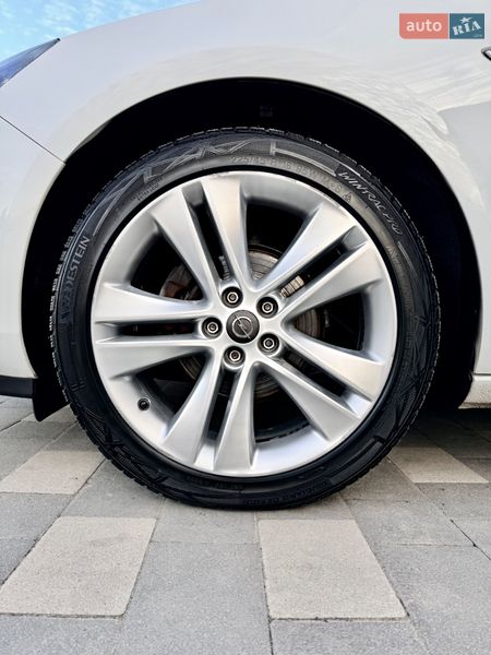 Универсал Opel Astra 2011 в Дрогобыче