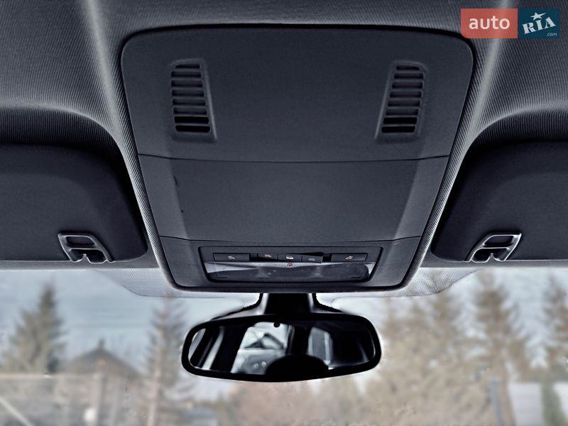 Универсал Opel Astra 2011 в Дрогобыче