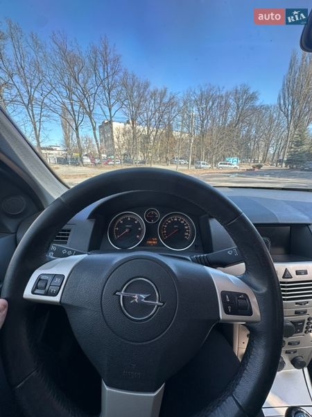 Універсал Opel Astra 2008 в Вінниці