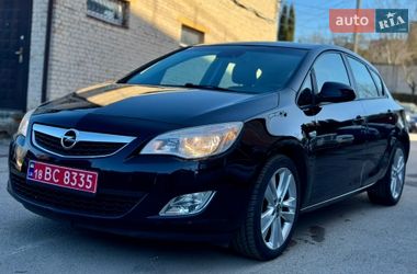 Хэтчбек Opel Astra 2010 в Ровно