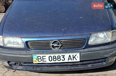 Универсал Opel Astra 1996 в Очакове