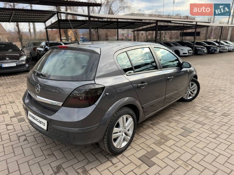 Хэтчбек Opel Astra 2009 в Кривом Роге