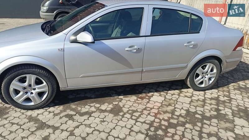 Opel Astra 2009