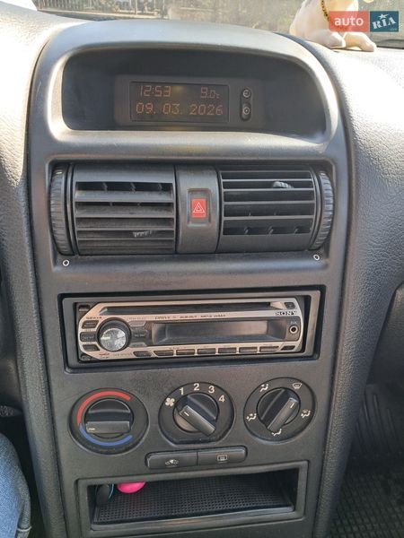 Хетчбек Opel Astra 1998 в Долині