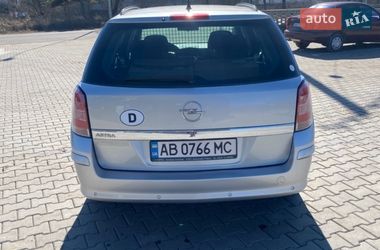 Универсал Opel Astra 2009 в Ямполе