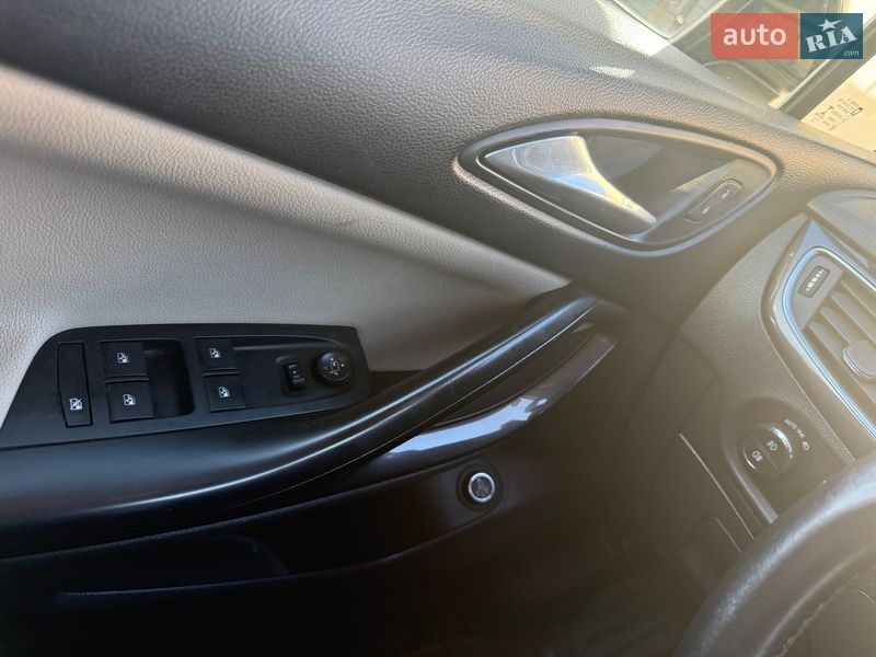 Универсал Opel Astra 2016 в Львове