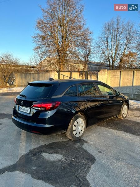 Универсал Opel Astra 2019 в Житомире