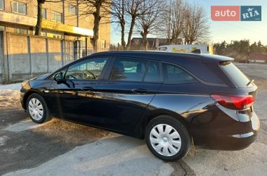 Універсал Opel Astra 2019 в Житомирі