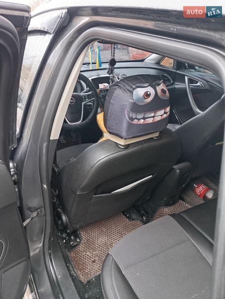 Універсал Opel Astra 2011 в Ланівці