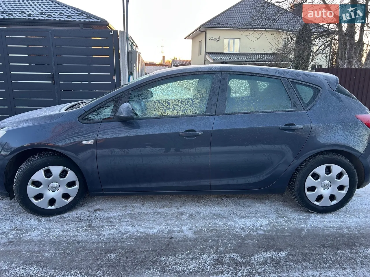 2010 Opel Astra - мініатюра 14