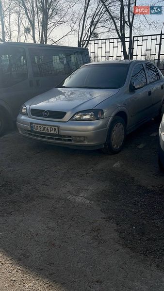 Opel Astra 2005