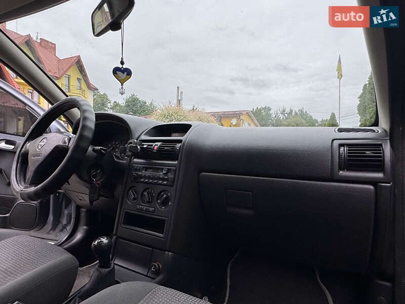 Седан Opel Astra 2007 в Дрогобыче