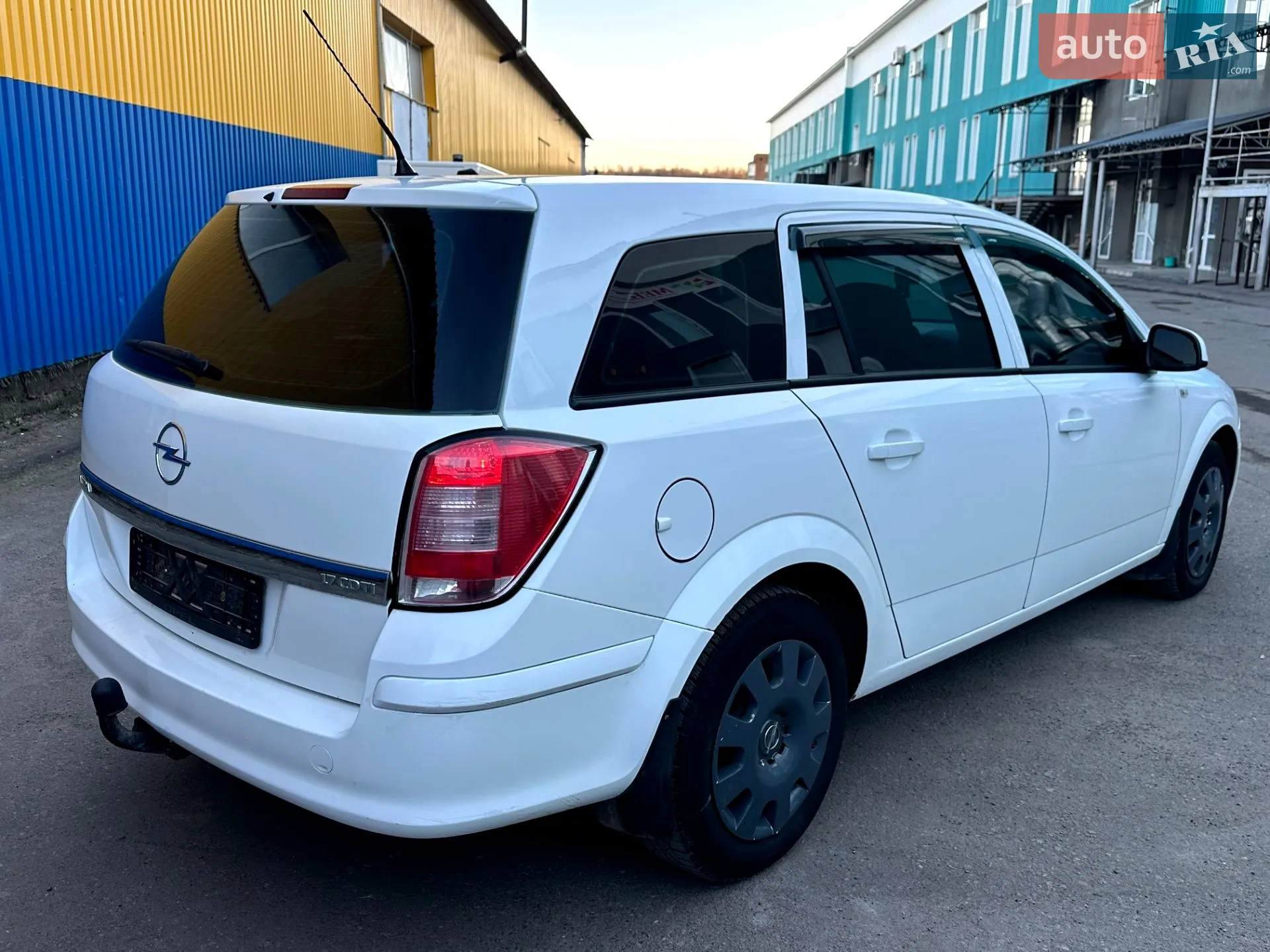2011 Opel Astra - мініатюра 8