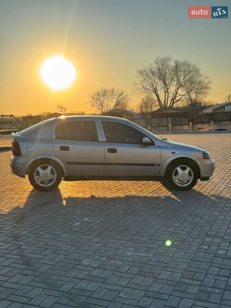 Хэтчбек Opel Astra 1998 в Днепре