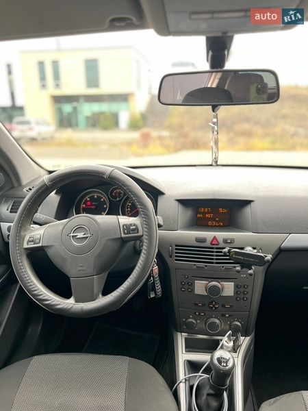 Хэтчбек Opel Astra 2005 в Хмельницком