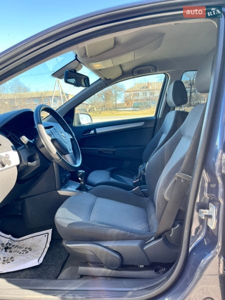 Хэтчбек Opel Astra 2007 в Белой Церкви