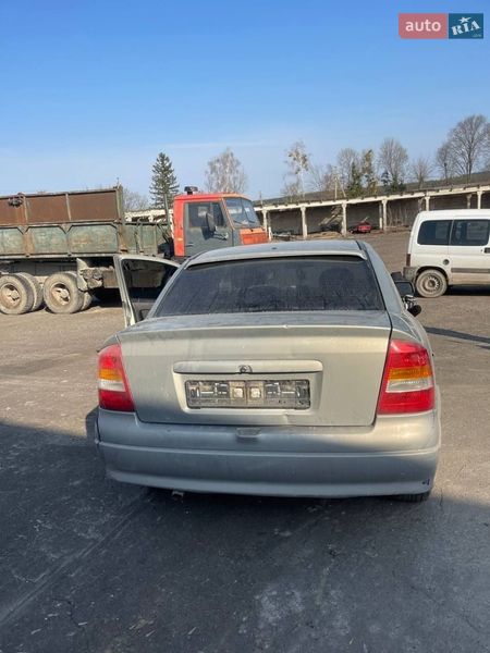 Седан Opel Astra 2007 в Кременце