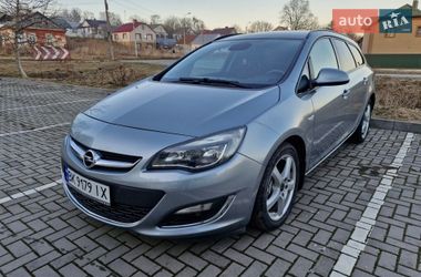 Універсал Opel Astra 2014 в Дубні